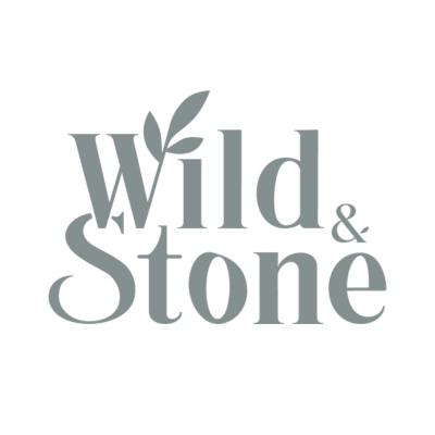 logo wild & stone