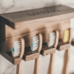 ¿Cómo secar un cepillo de dientes de bambú?