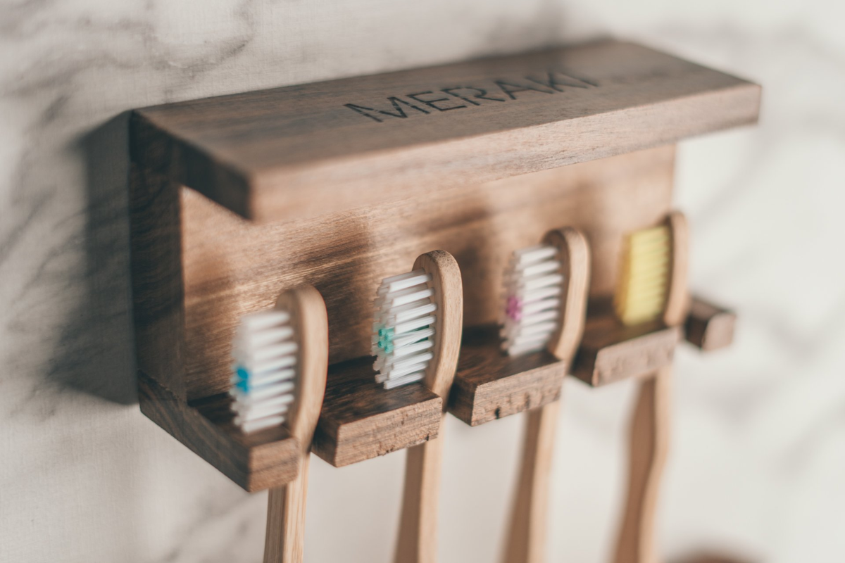 ¿Cómo secar un cepillo de dientes de bambú?