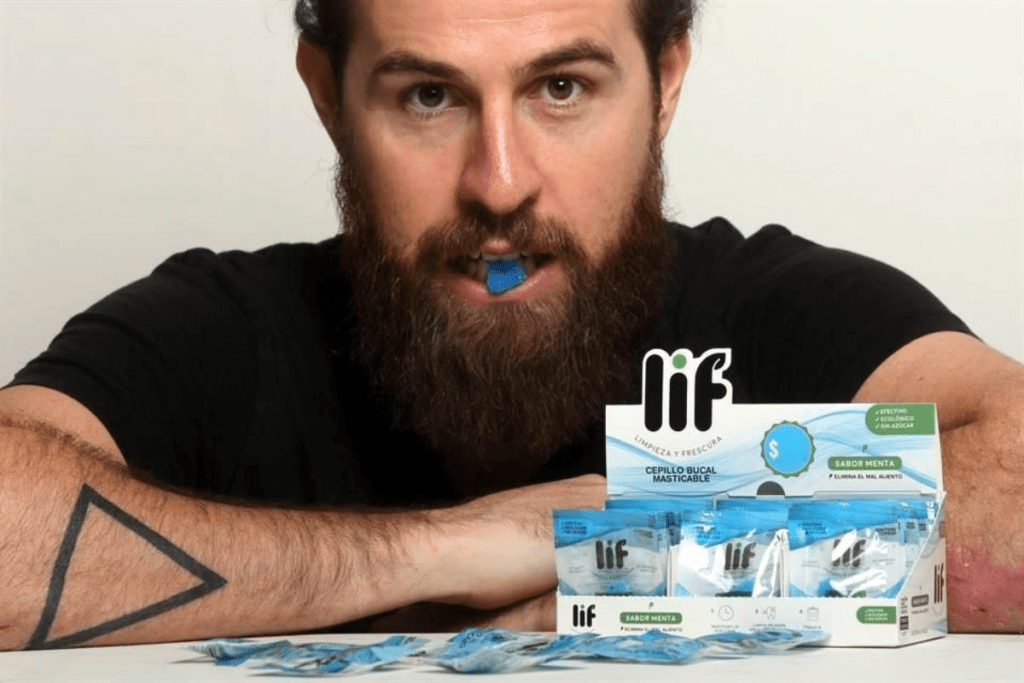 cepillo bucal masticable lif